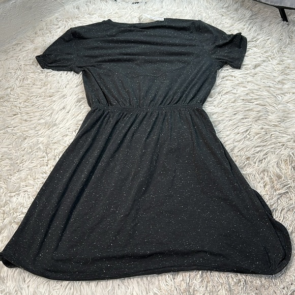 Lululemon Unwind Your Mind Dress Black / White - Picture 5 of 6
